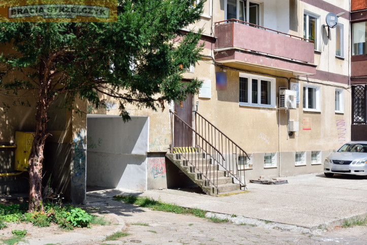 Lokal Sprzedaż  Mokotów Bachmacka 11